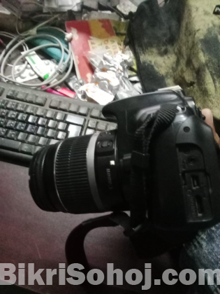 Canon 1100D with kit lens 18-55